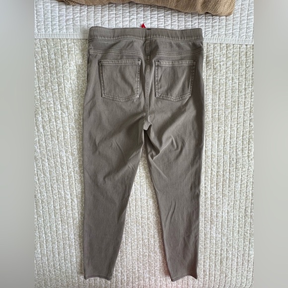 SPANX Jean-ish® Ankle Leggings | Earthy Taupe / Light Gray | Size Large - Picture 8 of 16